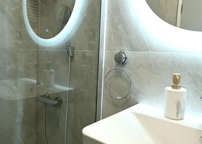 Tinko, Hvar * 赫瓦尔